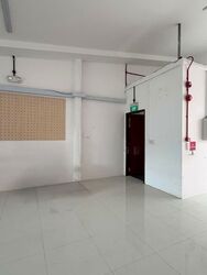 Upper Thomson Road (D20), Shop House #554605791